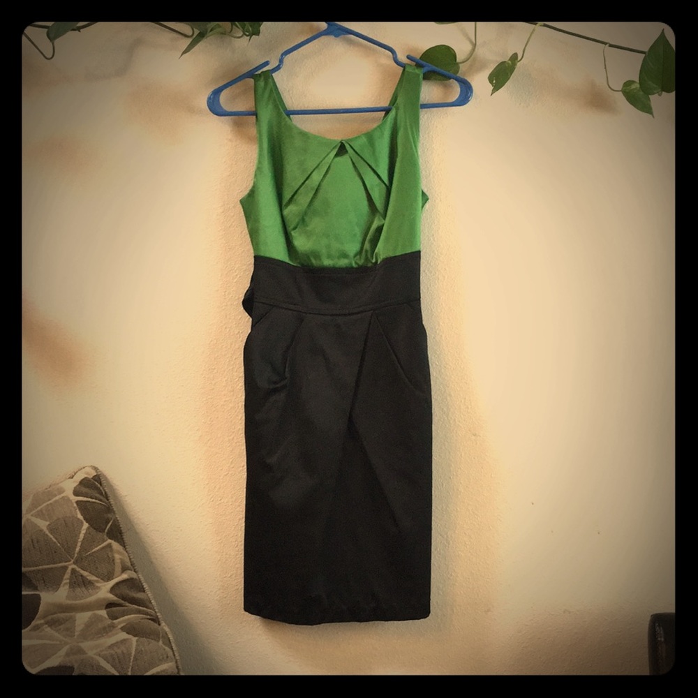 Black and green apron dress. - Picture 1 of 1